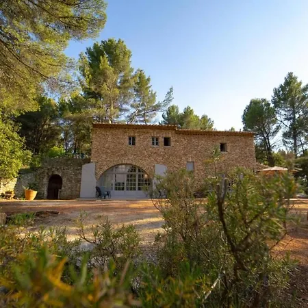 Stunning Panoramic Views And Heated Pool In Roussillon Holiday home *