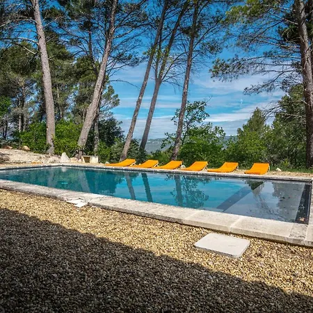 Stunning Panoramic Views And Heated Pool In Roussillon *