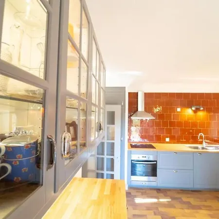 Stunning Panoramic Views And Heated Pool In Roussillon Holiday home *