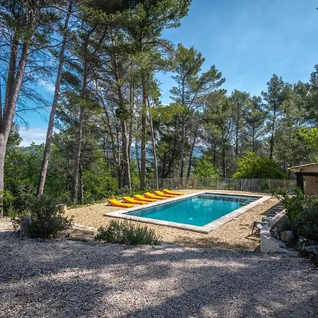 Holiday home Stunning Panoramic Views And Heated Pool In Roussillon